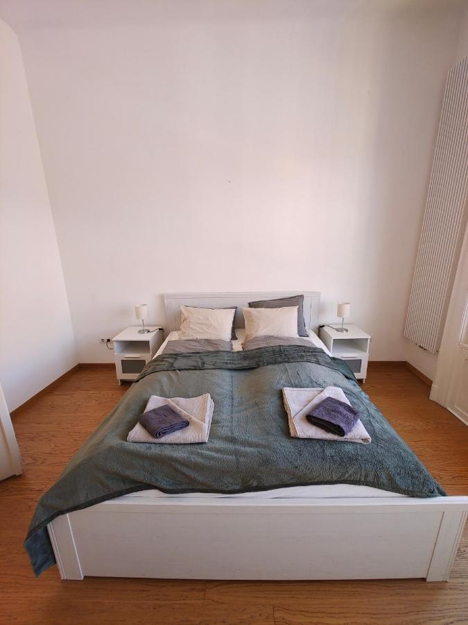 City Center 1, Cozy 2Br In The City Center! Budapeste Exterior foto